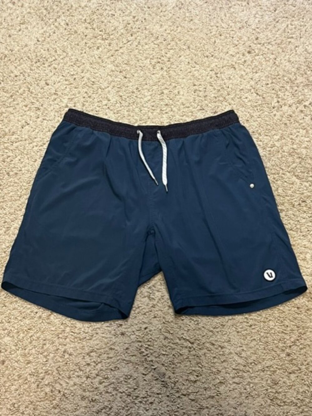 Vuori Men's Bay Blue Kore 7" Inseam Lined Performance Shorts Size L See Measure